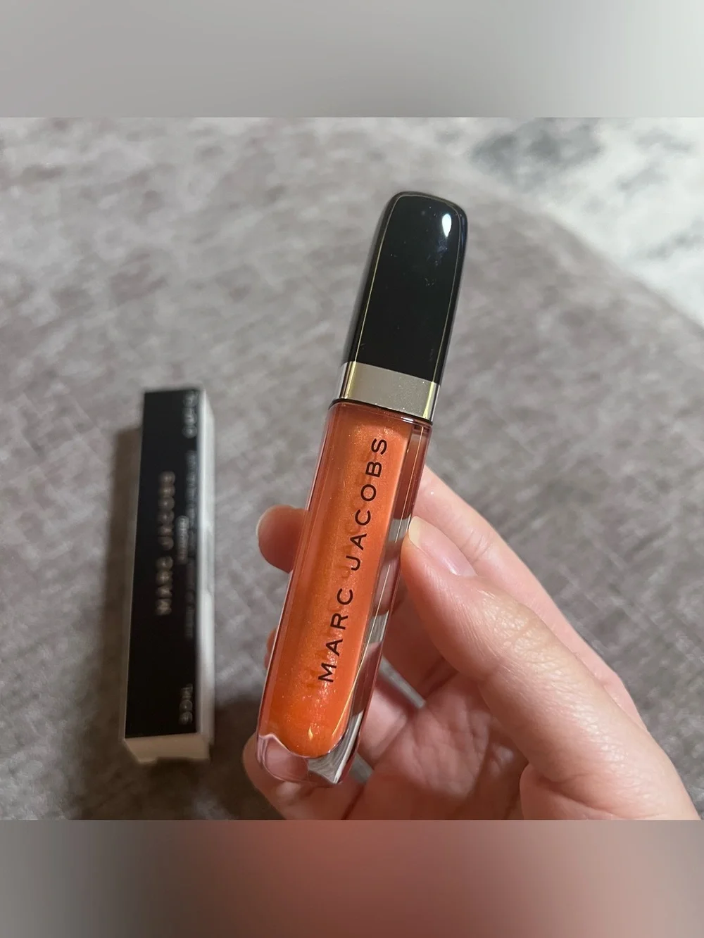 Marc Jacobs Enamored Hi-Shine Gloss Lip Lacquer uproar 336